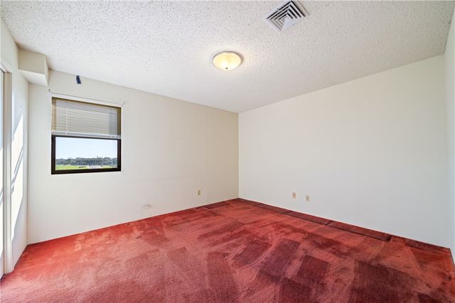 1400 Ocean Dr 502-A, Corpus Christi, TX 78404