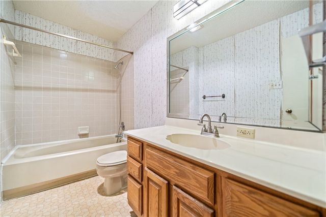 1400 Ocean Dr 502-A, Corpus Christi, TX 78404