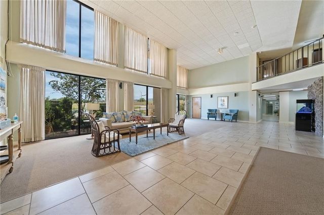 1400 Ocean Dr 502-A, Corpus Christi, TX 78404