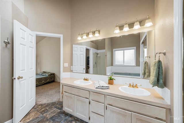 6501 Outlook Dr, Boise, ID 83714
