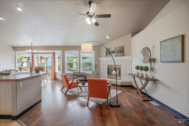 6501 Outlook Dr, Boise, ID 83714