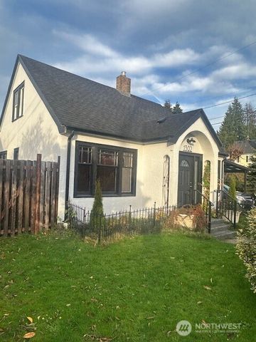 1302 W 5th Street, Aberdeen, WA 98520