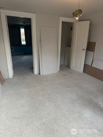 1302 W 5th Street, Aberdeen, WA 98520