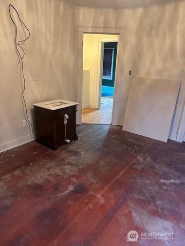 1302 W 5th Street, Aberdeen, WA 98520