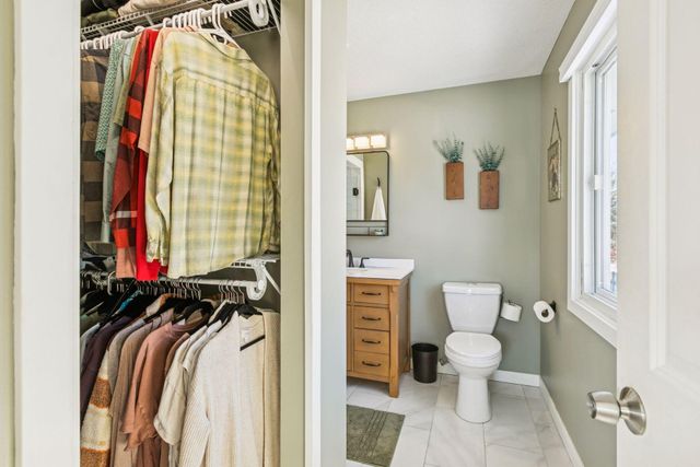 907 132nd Lane NE, Blaine, MN 55434