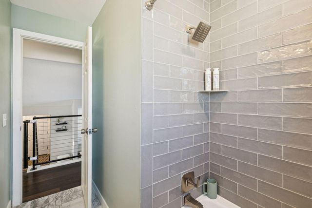 907 132nd Lane NE, Blaine, MN 55434