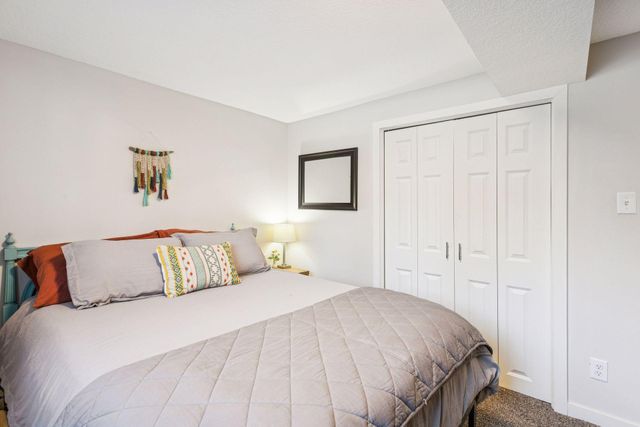 907 132nd Lane NE, Blaine, MN 55434