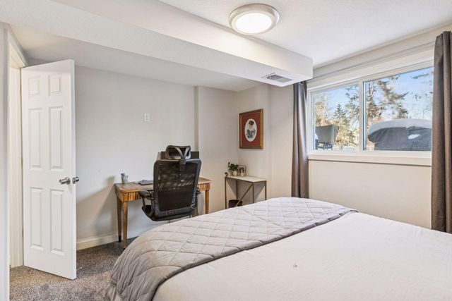 907 132nd Lane NE, Blaine, MN 55434