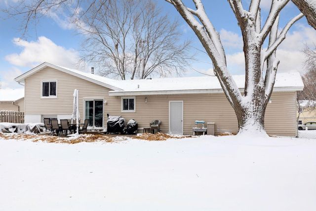 907 132nd Lane NE, Blaine, MN 55434