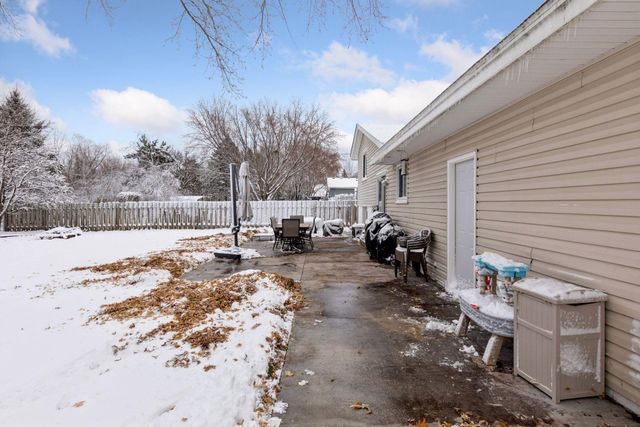 907 132nd Lane NE, Blaine, MN 55434