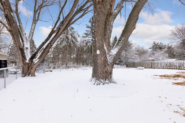 907 132nd Lane NE, Blaine, MN 55434