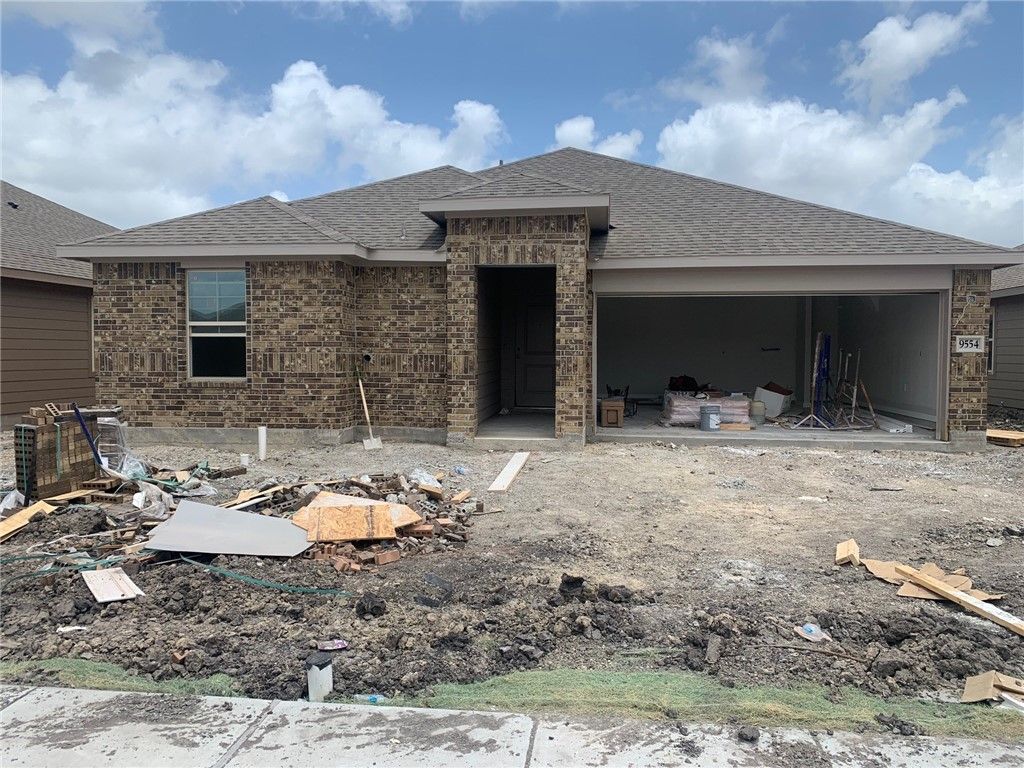 9554 Danish Oak Dr, Corpus Christi, TX 78410