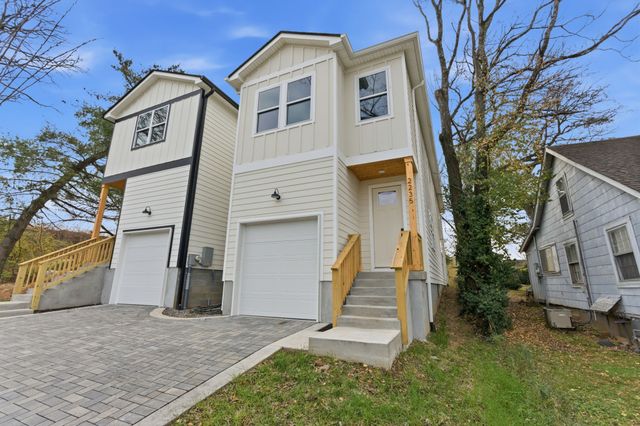 2235 Cruzen St, Nashville, TN 37211