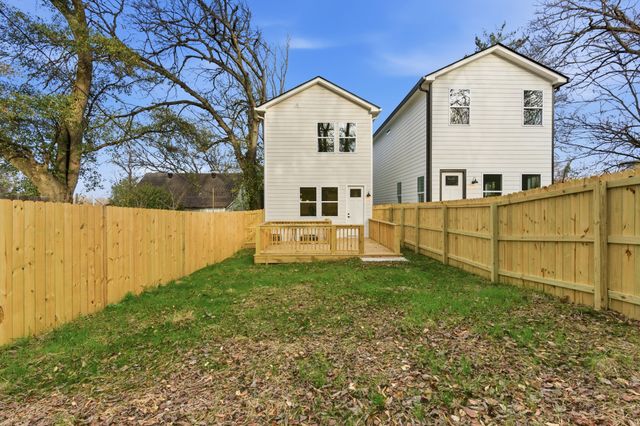 2235 Cruzen St, Nashville, TN 37211