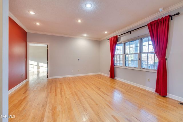 1001 Fiddlers Way, Kingsport, TN 37664