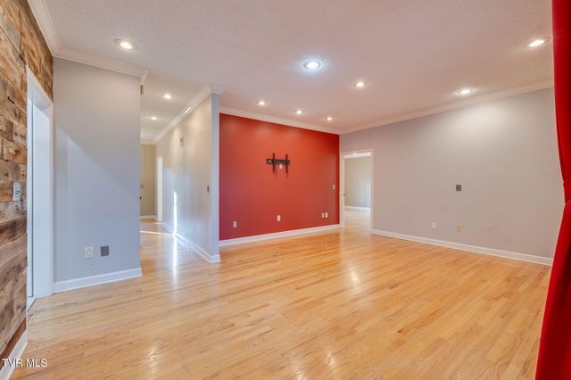 1001 Fiddlers Way, Kingsport, TN 37664