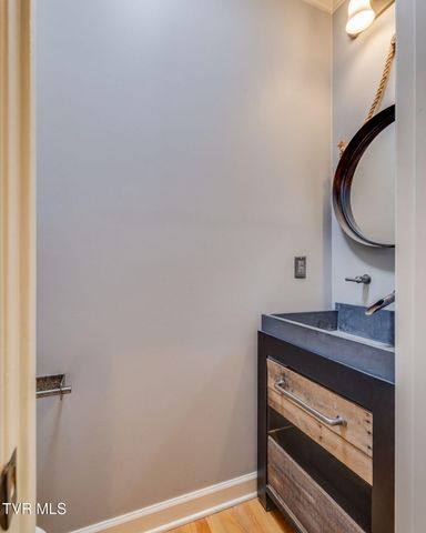 1001 Fiddlers Way, Kingsport, TN 37664