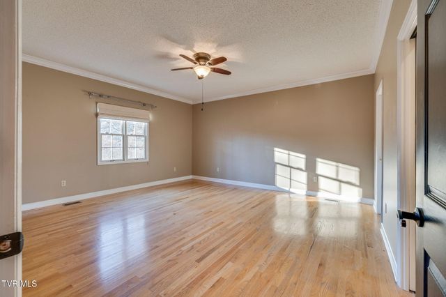 1001 Fiddlers Way, Kingsport, TN 37664