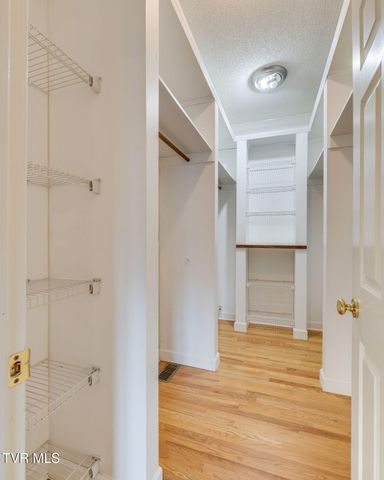 1001 Fiddlers Way, Kingsport, TN 37664