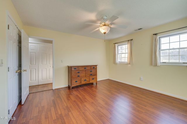 1001 Fiddlers Way, Kingsport, TN 37664