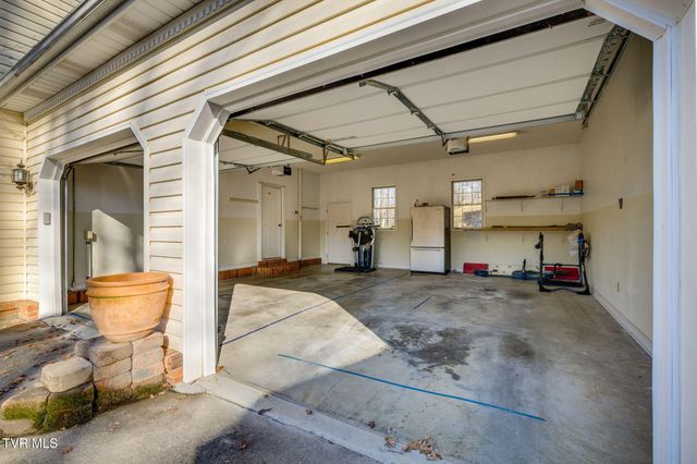 1001 Fiddlers Way, Kingsport, TN 37664