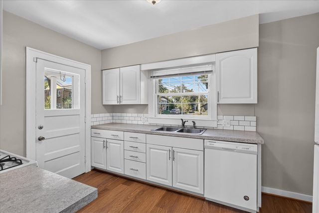 1159 Benjamin Avenue SE, Grand Rapids, MI 49506