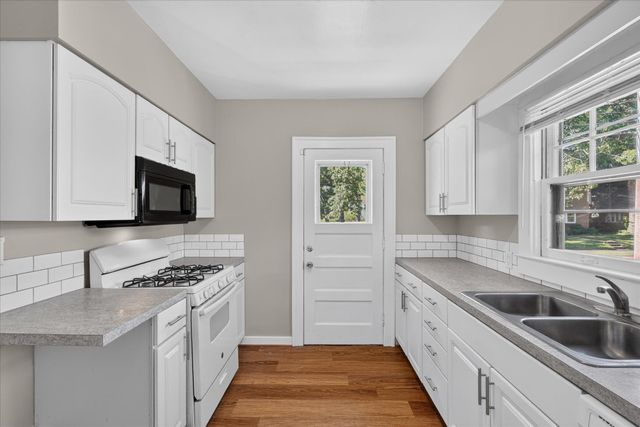 1159 Benjamin Avenue SE, Grand Rapids, MI 49506