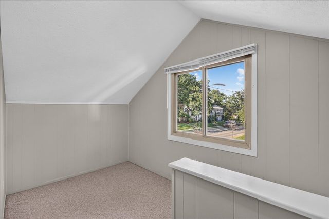 1159 Benjamin Avenue SE, Grand Rapids, MI 49506