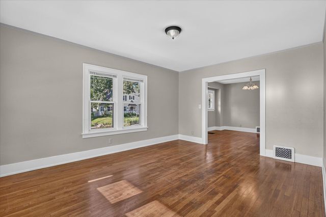 1159 Benjamin Avenue SE, Grand Rapids, MI 49506