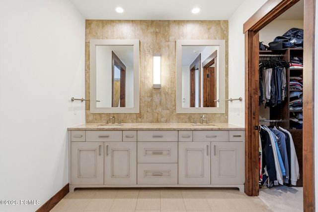 9079 Dye Cabins Drive, Park City, UT 84098