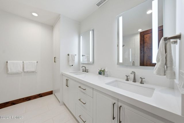 9079 Dye Cabins Drive, Park City, UT 84098