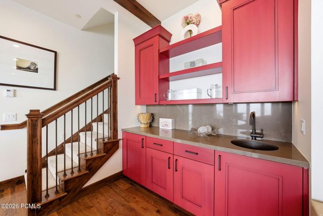 9079 Dye Cabins Drive, Park City, UT 84098