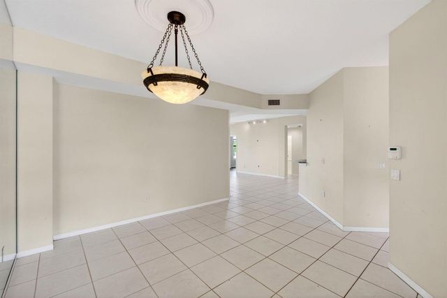 12468 Crystal Pointe Drive 102, Boynton Beach, FL 33437