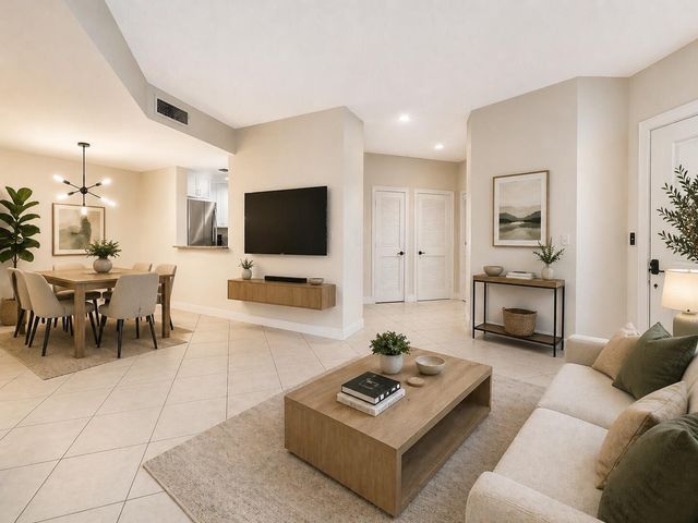 12468 Crystal Pointe Drive 102, Boynton Beach, FL 33437