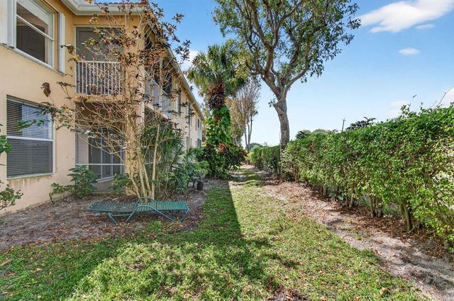 12468 Crystal Pointe Drive 102, Boynton Beach, FL 33437