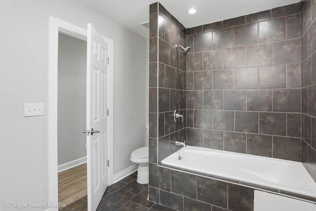 7520 S CARPENTER Street, Chicago, IL 60620