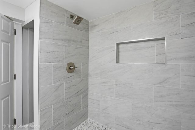 7520 S CARPENTER Street, Chicago, IL 60620