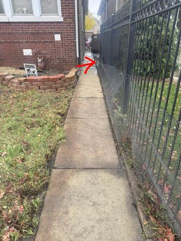 7520 S CARPENTER Street, Chicago, IL 60620