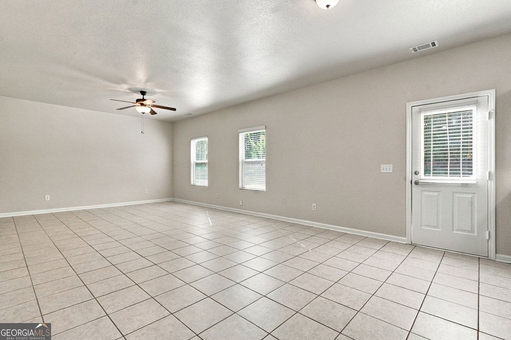 35 Olivia Way, Covington, GA 30016 — photo 4