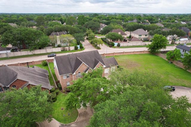 12219 Renaissance Lane, Houston, TX 77071