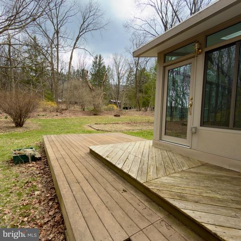 320 LOOP RD, Boalsburg, PA 16827