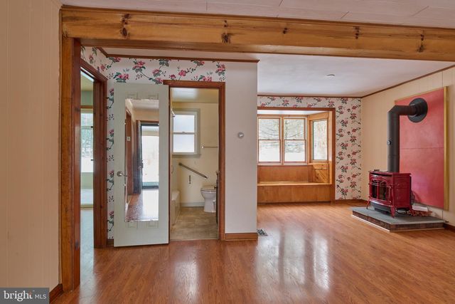 320 LOOP RD, Boalsburg, PA 16827