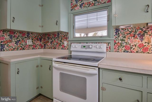 320 LOOP RD, Boalsburg, PA 16827