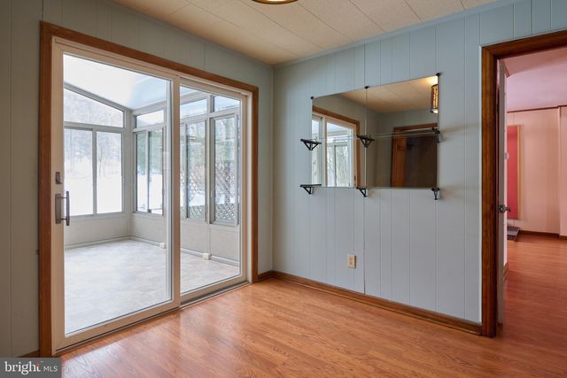 320 LOOP RD, Boalsburg, PA 16827