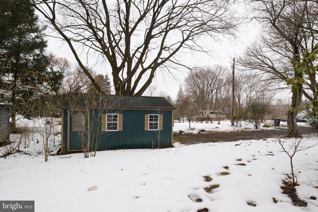 320 LOOP RD, Boalsburg, PA 16827