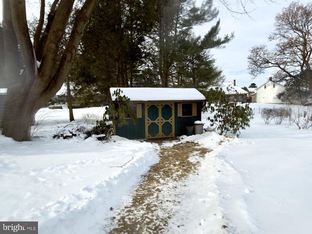 320 LOOP RD, Boalsburg, PA 16827