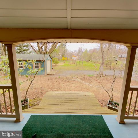 320 LOOP RD, Boalsburg, PA 16827