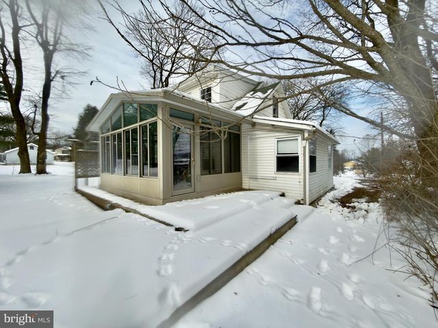 320 LOOP RD, Boalsburg, PA 16827