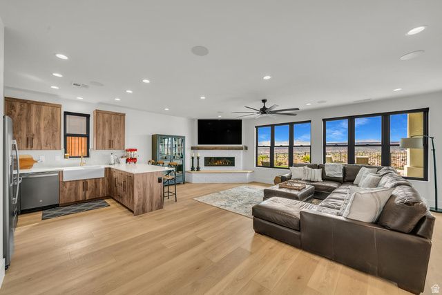 1006 S WILLOW BREEZE LN, St. George, UT 84790