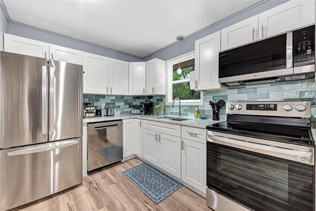 6 Ipswich Drive, Bella Vista, AR 72714